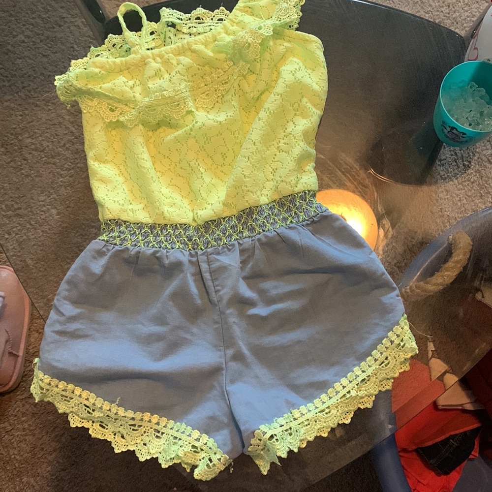 Romper - Picture 2 of 2